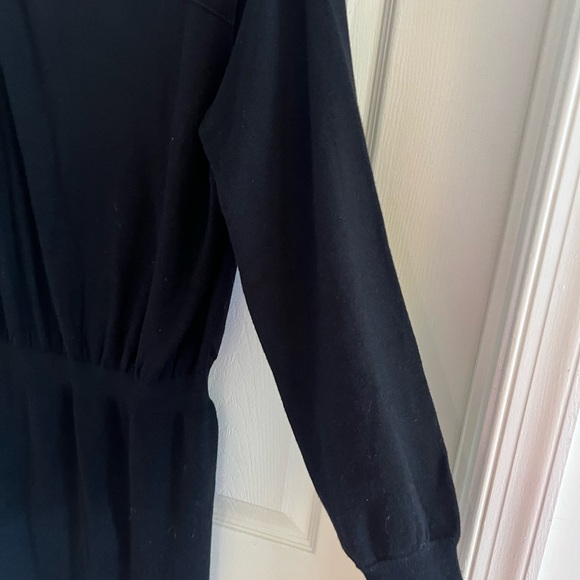 EVEREVE lightweight sweater dress with cute neck detail. Black. NWT. Size XL. - Picture 5 of 8